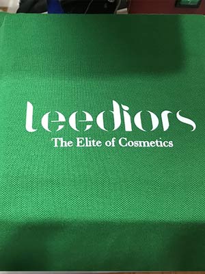 In áo phông Công ty Leediors
