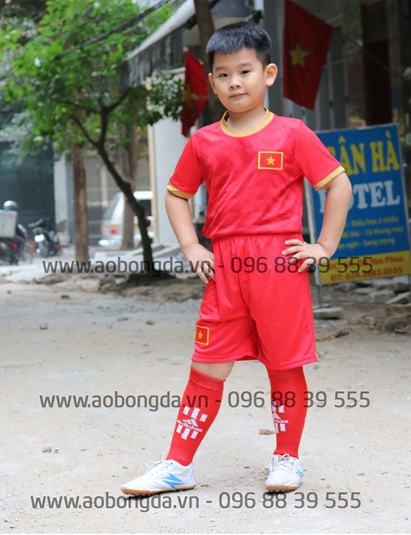 Áo Bóng đá trẻ em Việt Nam đỏ