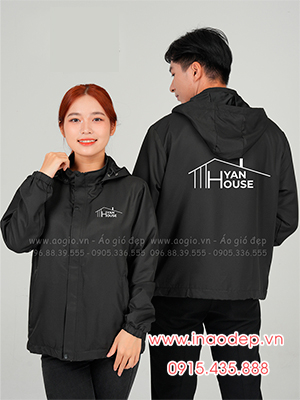 In áo gió Công ty Hyan House