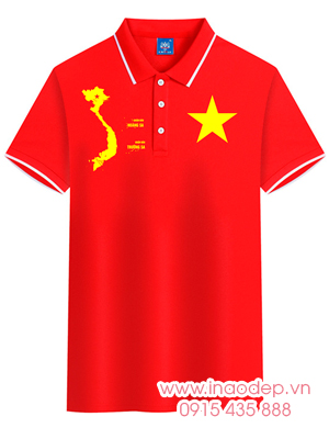 In áo cờ đỏ sao vàng cùng hình bản đồ Quần đảo Trường Sa-Hoàng Sa