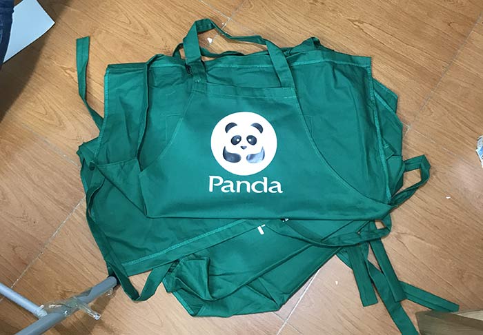 In tạp dề đồng phục Cửa hàng Panda | In tap de dong phuc