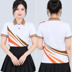 Áo Polo Đồng Phục Màu Trắng In Chuyển Nhiệt Họa Tiết Khối Nâu Cam