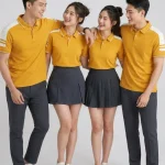 Áo Polo Đồng Phục Màu Vàng Cúc Cầu Vai Trắng