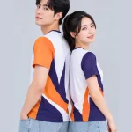 Áo Thun Đồng Phục Cổ Tròn Màu Trắng Phối Tím Cam