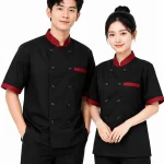 Áo bếp đồng phục màu đen tay ngắn cổ - viền tay đỏ đô