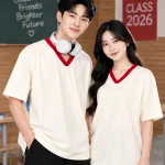 Áo thun đồng phục Lớp oversize cổ tim màu kem viền cổ đỏ